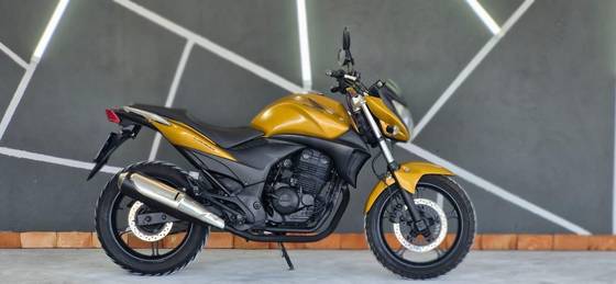 HONDA CB 300R 